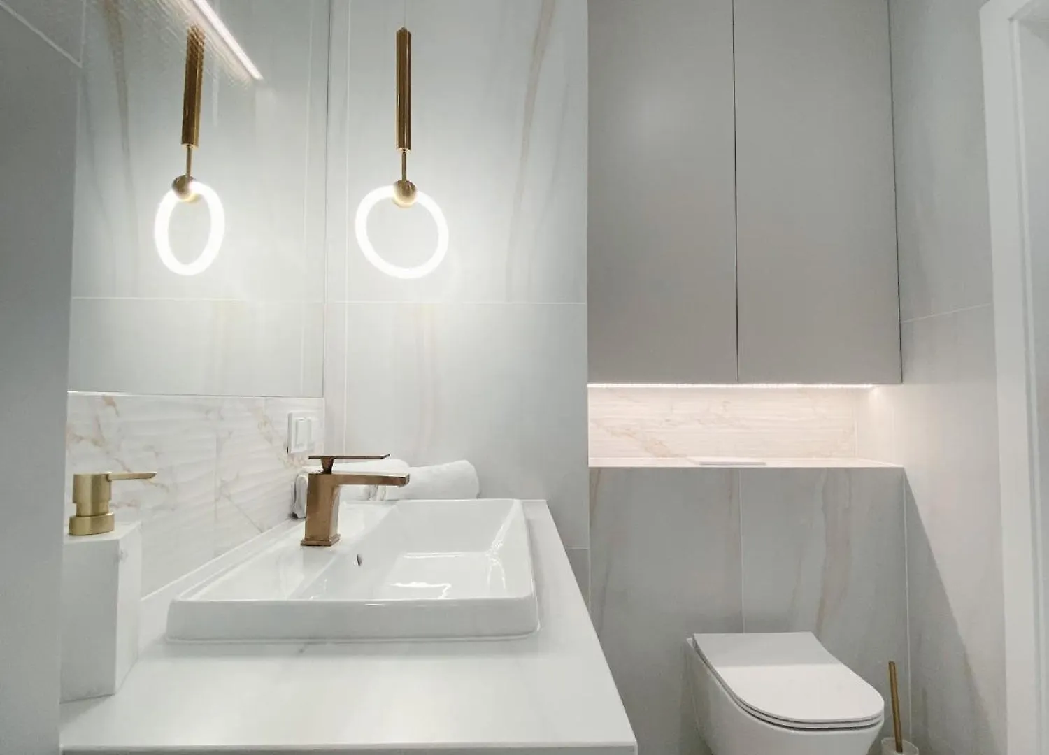 Apartment Royal Bulvar - Nowy! - Taras Widokowy Na 13 Pietrze, Garaz, 10 Min Od Plazy Gdansk